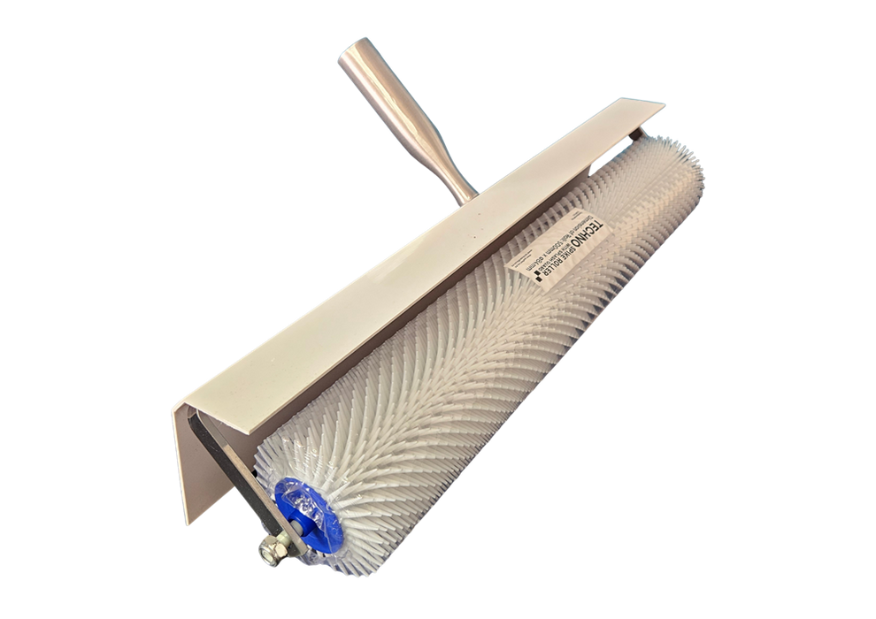 TECHNO SPIKE ROLLER