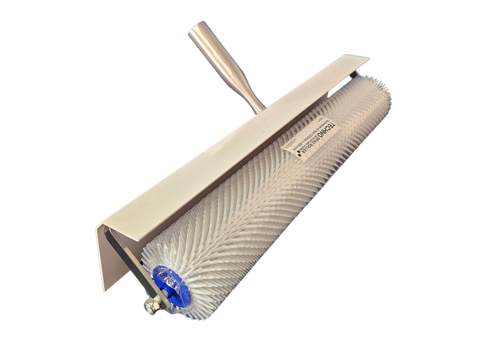 TECHNO SPIKE ROLLER